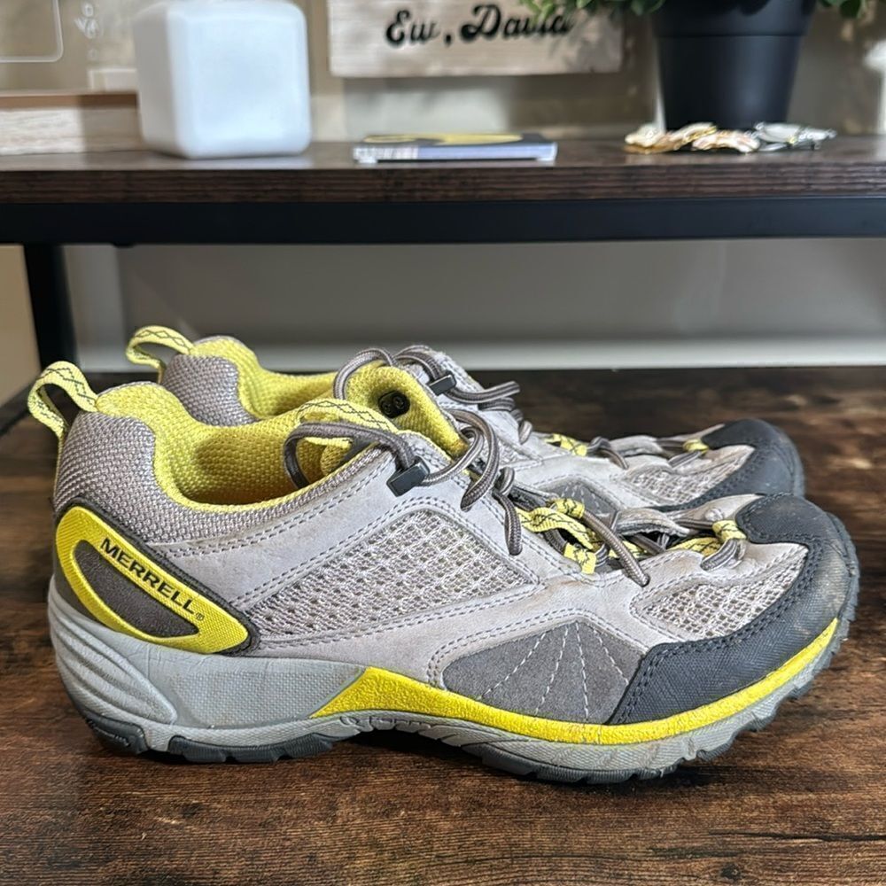 Merrell Avian Light Ventilator Opal Gray Hiking Shoes J16726 Women Sz 7.5